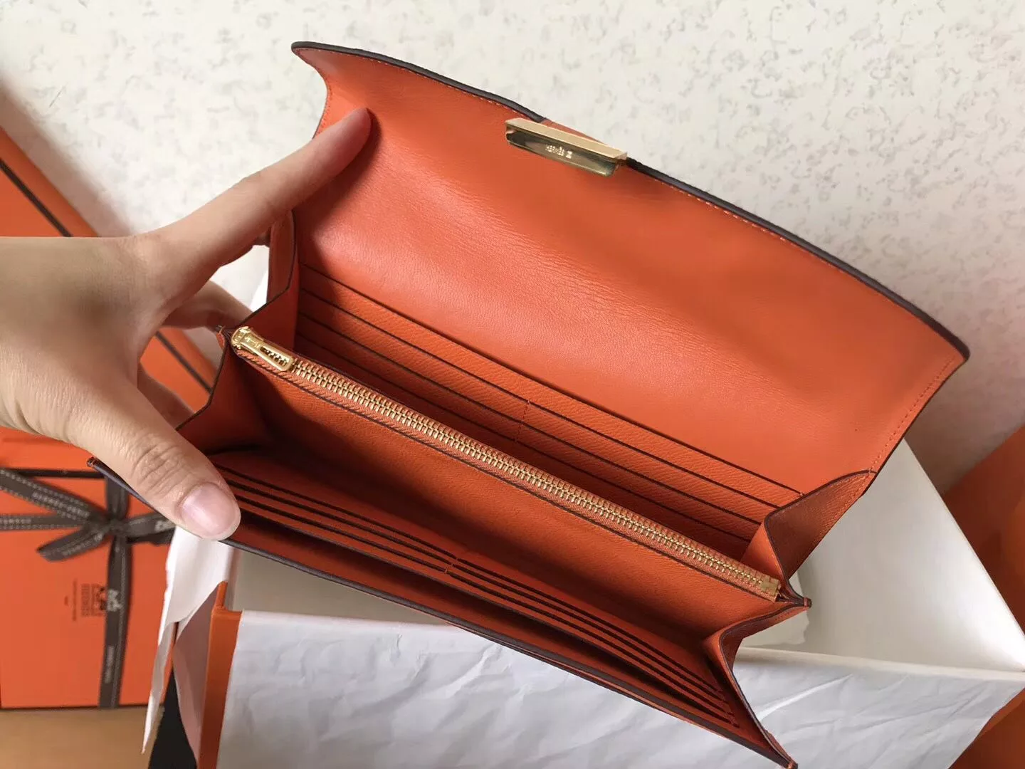 Hermes Constance Long Wallet In Orange Epsom Leather – HW186