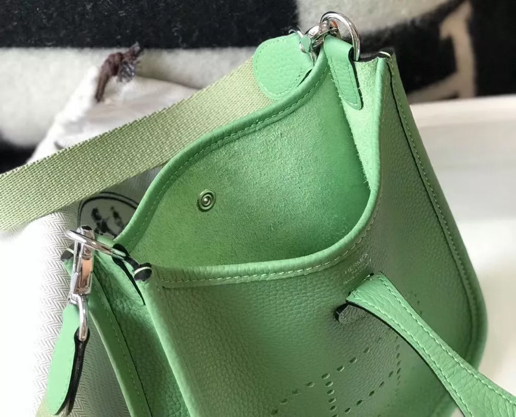 Hermes Evelyne III TPM Bag In Vert Criquet Clemence Leather – HW055