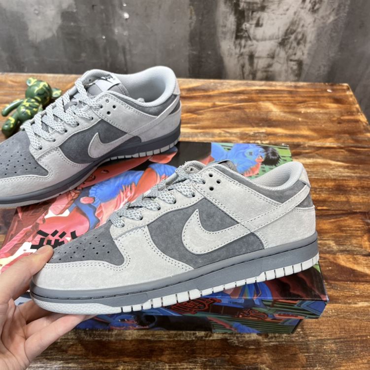 NIKE SB DUNK LOW ‘LONDON’ – NSN006