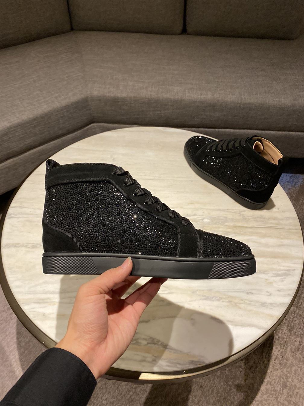 CHRISTIAN LOUBOUTIN HIGH TOP SNEAKER – CLS011