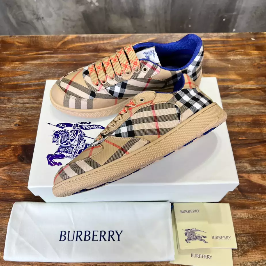 BURBERRY CHECK TERRACE SNEAKERS – BBR094