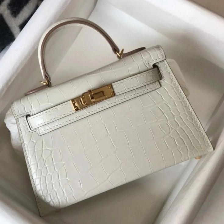 Hermes Kelly Mini II Bag In Beton Embossed Crocodile Leather – HW135