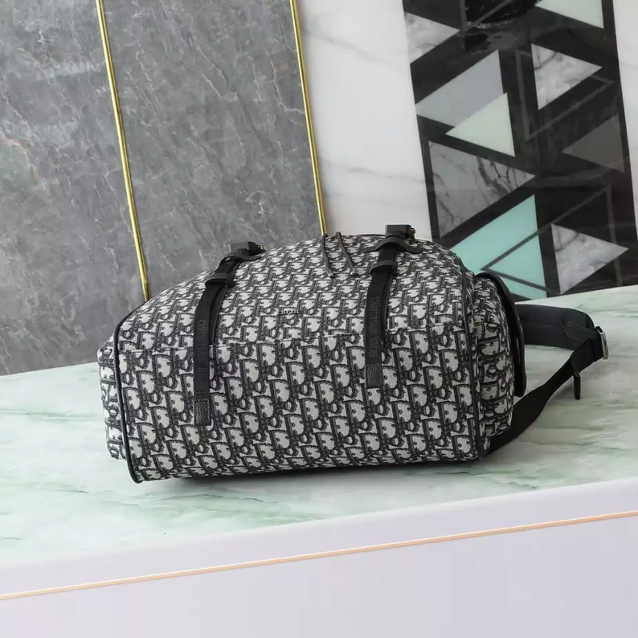 DIOR HIT THE ROAD BACKPACK WITH FLAP – DIO053