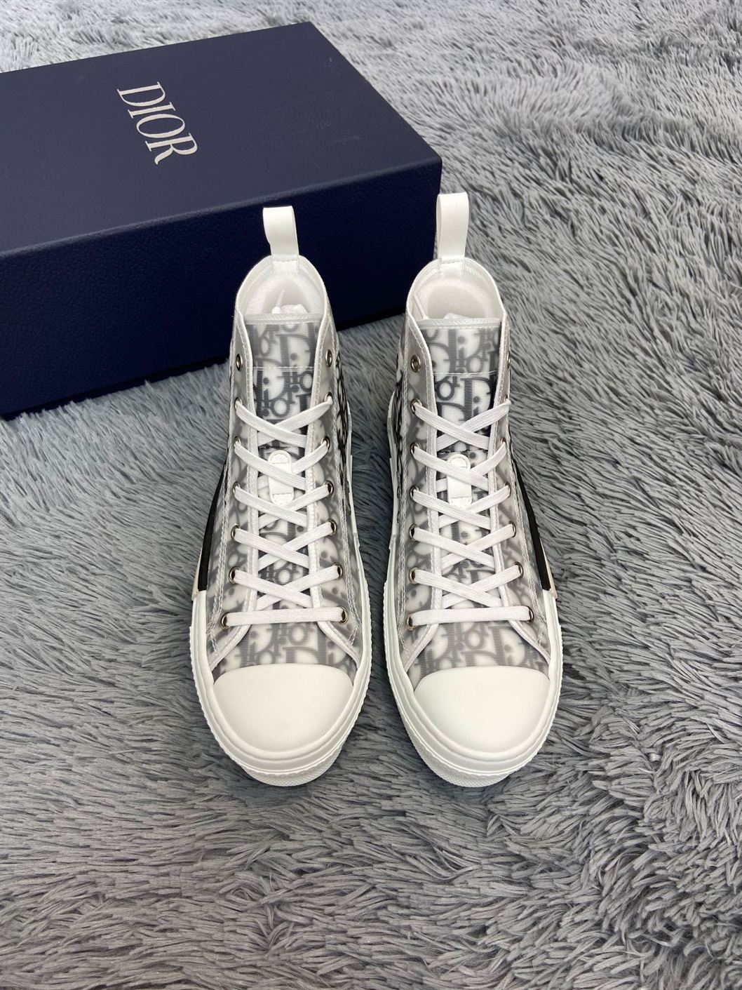 B23 HIGH-TOP SNEAKER DIOR OBLIQUE CANVAS – DO059