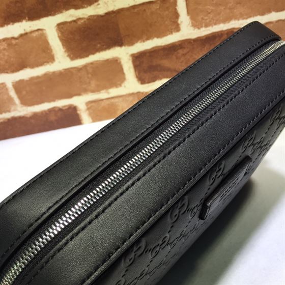 GUCCI SIGNATURE CLUTCH BAG – BG030