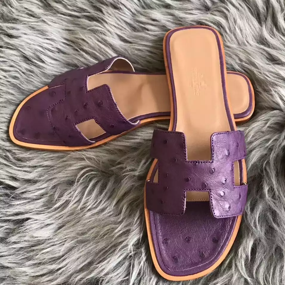 HERMES ORAN SLIDE SANDALS IN PURPLE OSTRICH LEATHER – HMSD079