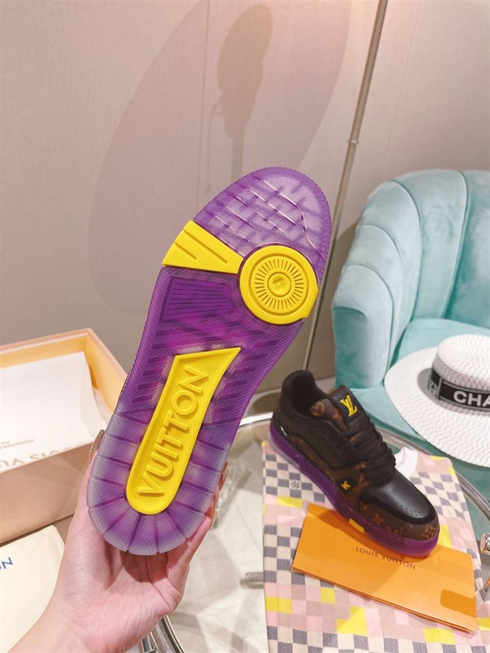 LOUIS VUITTON TRAINER MONOGRAM PURPLE – LVS130
