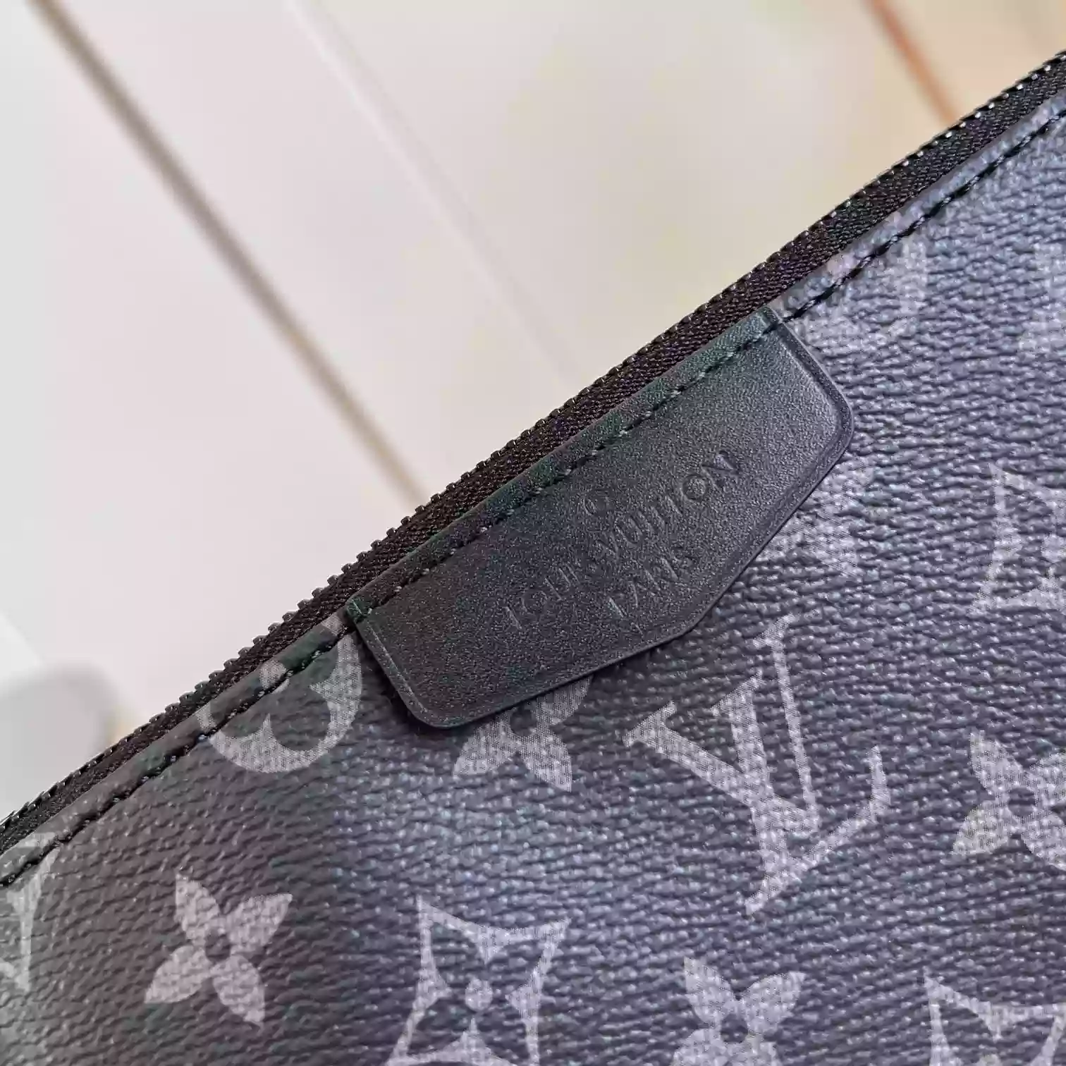 POCHETTE ACCESSOIRE XL BLACK MONOGRAM ECLIPSE CANVAS M11741 – LW445