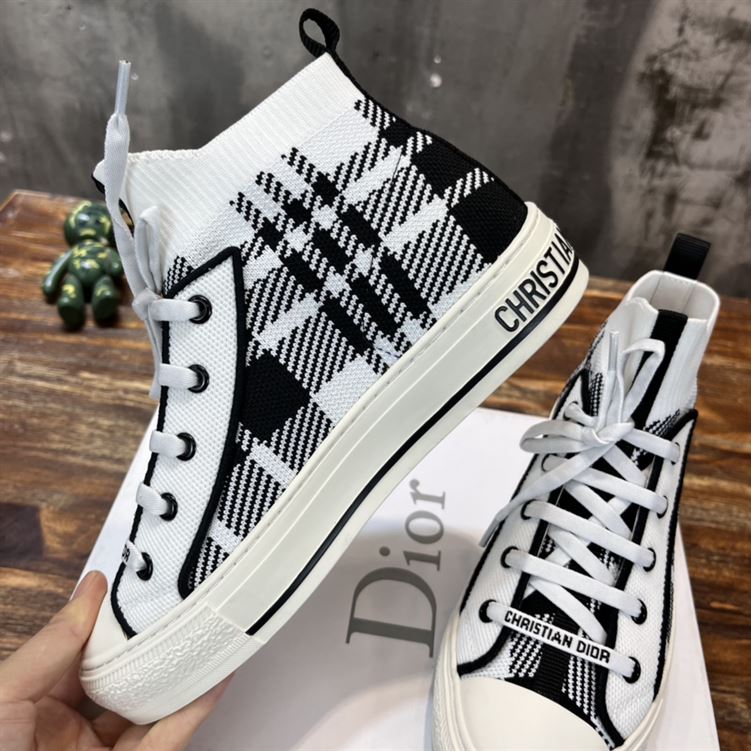 DIOR WALK’N’DIOR SNEAKER – DO122