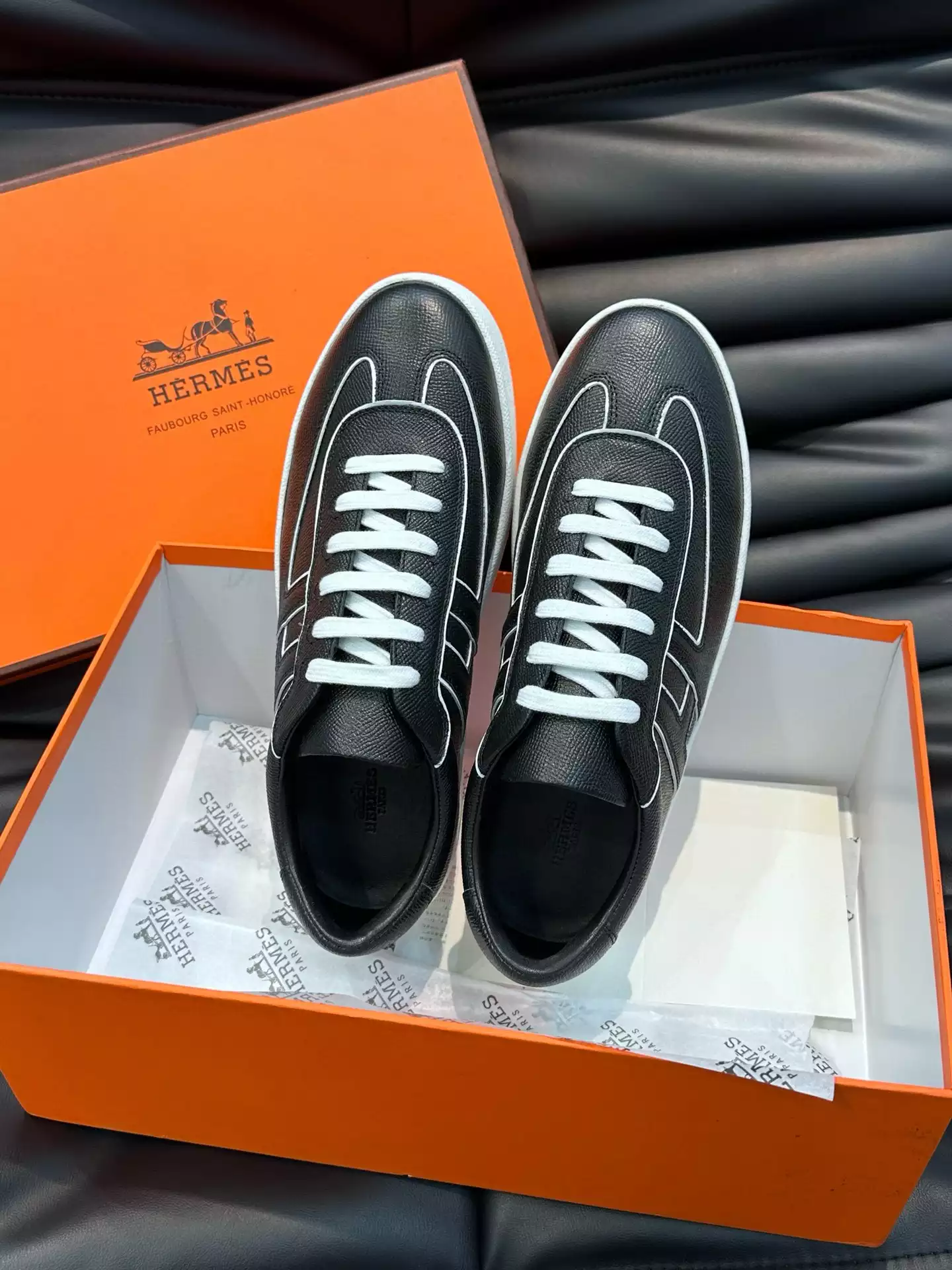 Hermes Boomerang Sneakers In Black Epsom Calfskin – HM020