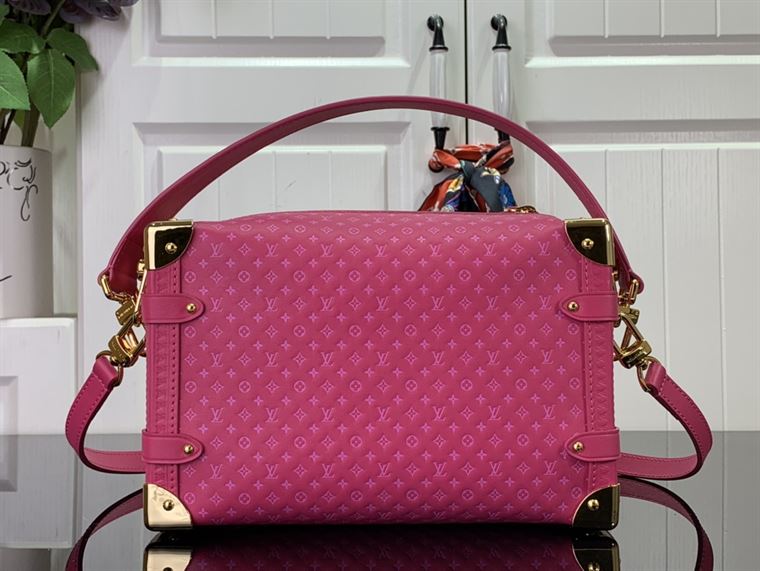 LOUIS VUITTON SIDE TRUNK Pink – LW088