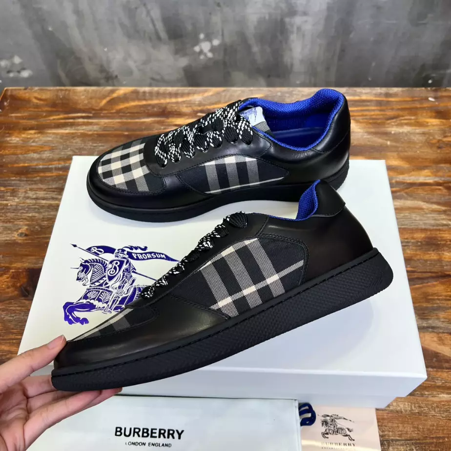 BURBERRY LEATHER AND CHECK TERRACE SNEAKERS – BBR084