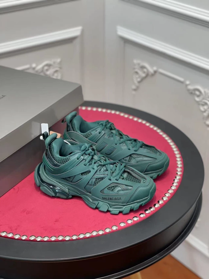 BALENCIAGA TRACK SNEAKER – BLA144