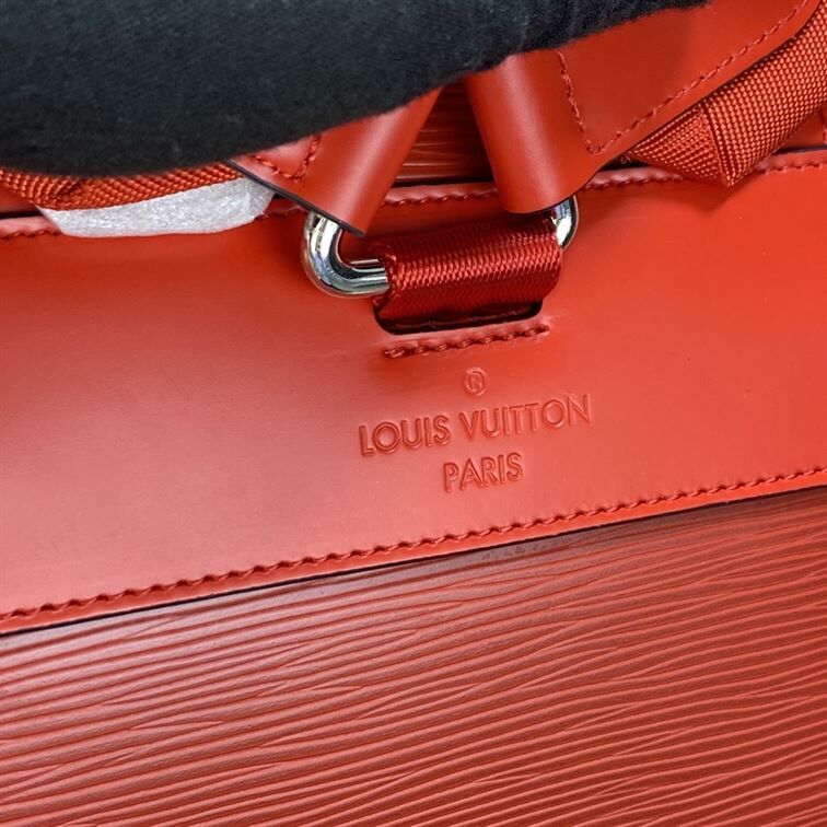 LOUIS VUITTON X SUPREME CHRISTOPHER BACKPACK – LVB033