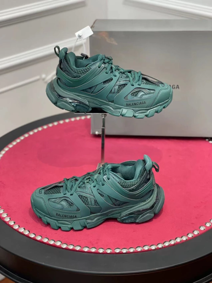 BALENCIAGA TRACK SNEAKER – BLA144