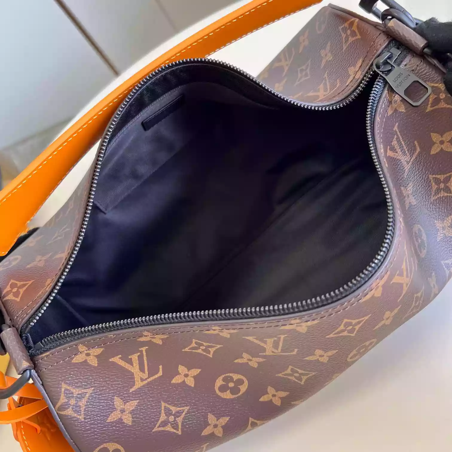 SOFT POLOCHON MM MONOGRAM MACASSAR CANVAS M46691 – LW452