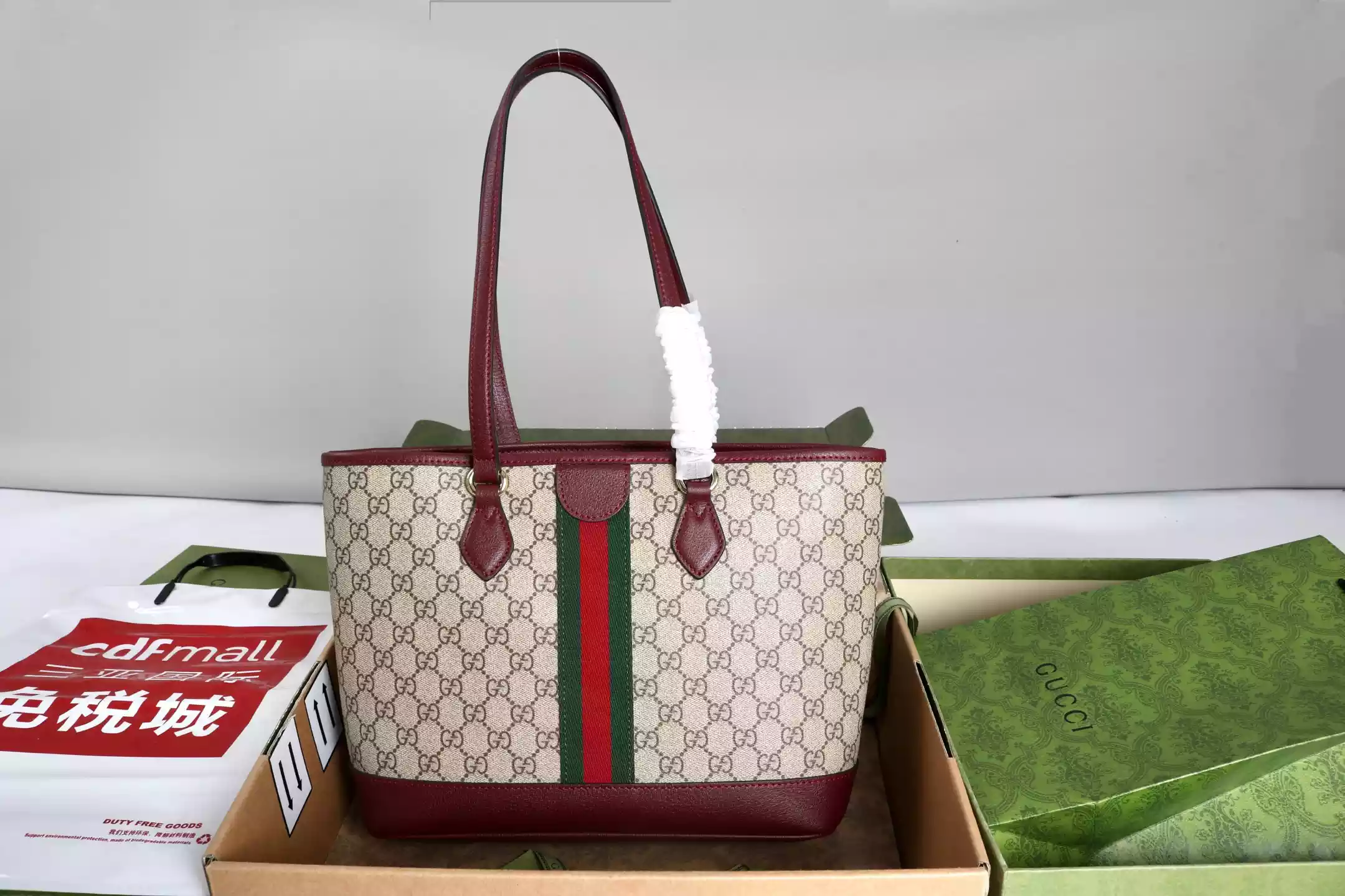 Gucci Ophidia GG Medium tote – BG082