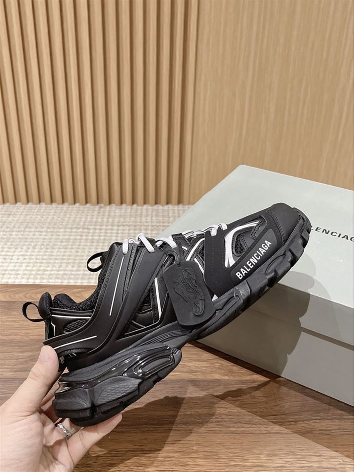 BALENCIAGA TRACK TRAINERS SNEAKER – BLA074