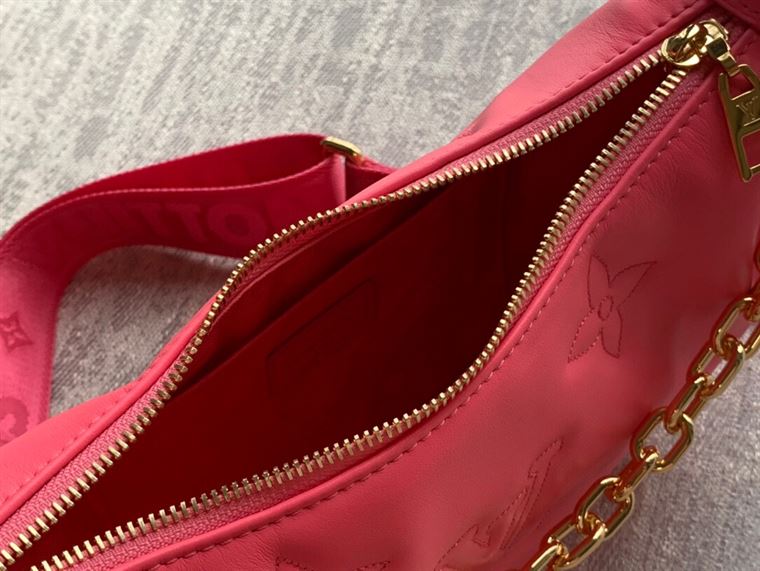 LOUIS VUITTON OVER THE MOON – LW001