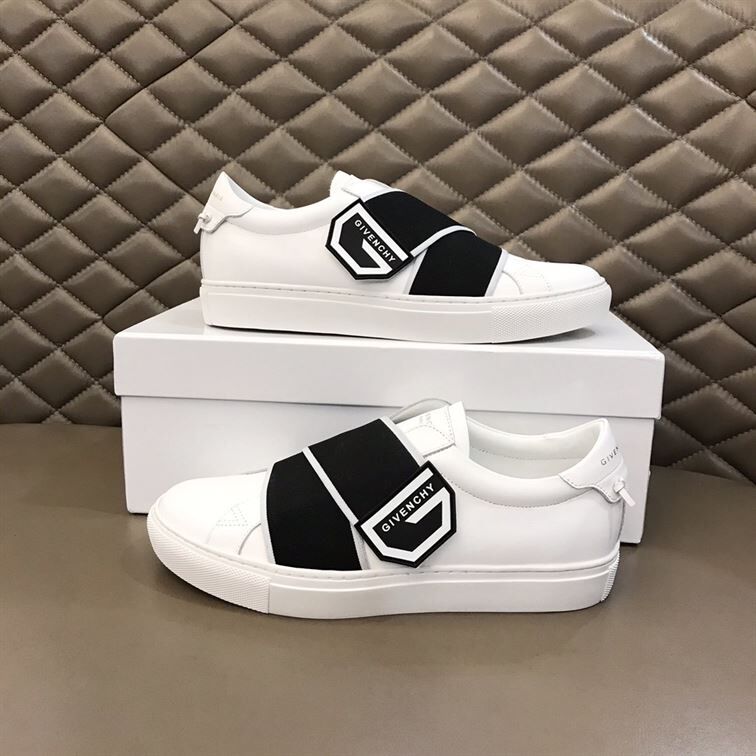 GIVENCHY ELASTICATED LOGO STRAP SNEAKERS – GVC004