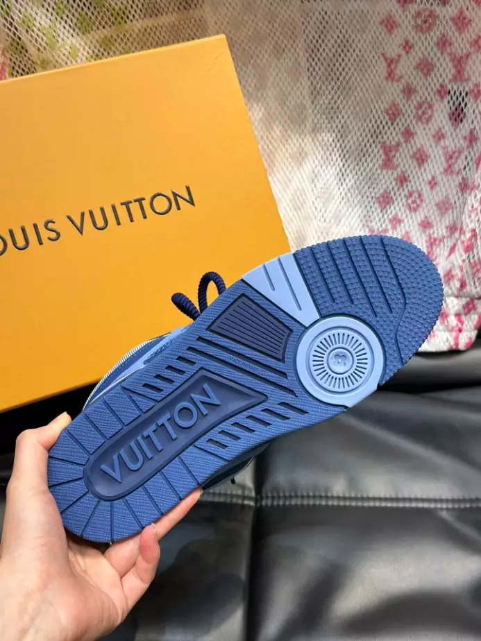 LV SKATE SNEAKERS IN BLUE – LVS223