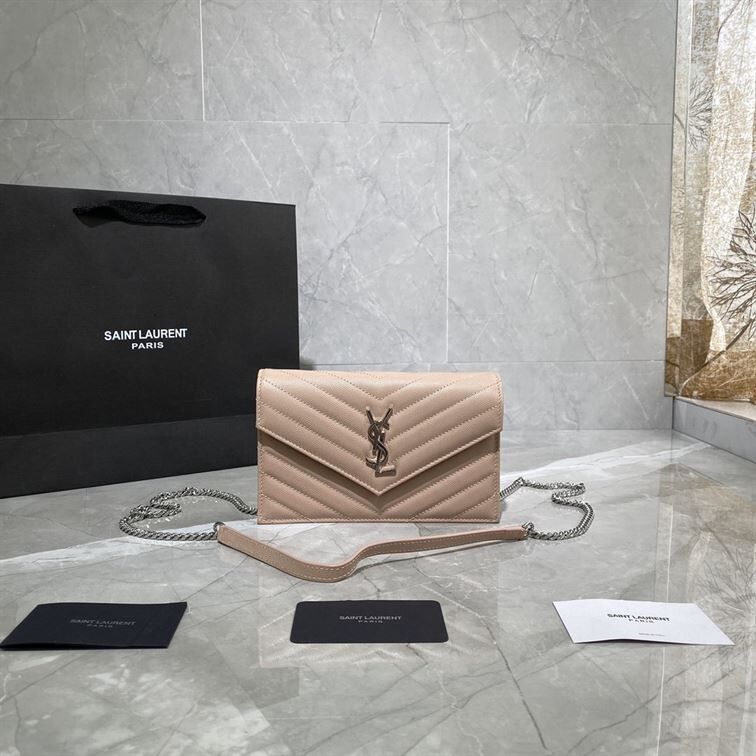 YSL CASSANDRE MATELASSÉ CHAIN WALLET IN GRAIN DE POUDRE EMBOSSED LEATHER – YB031