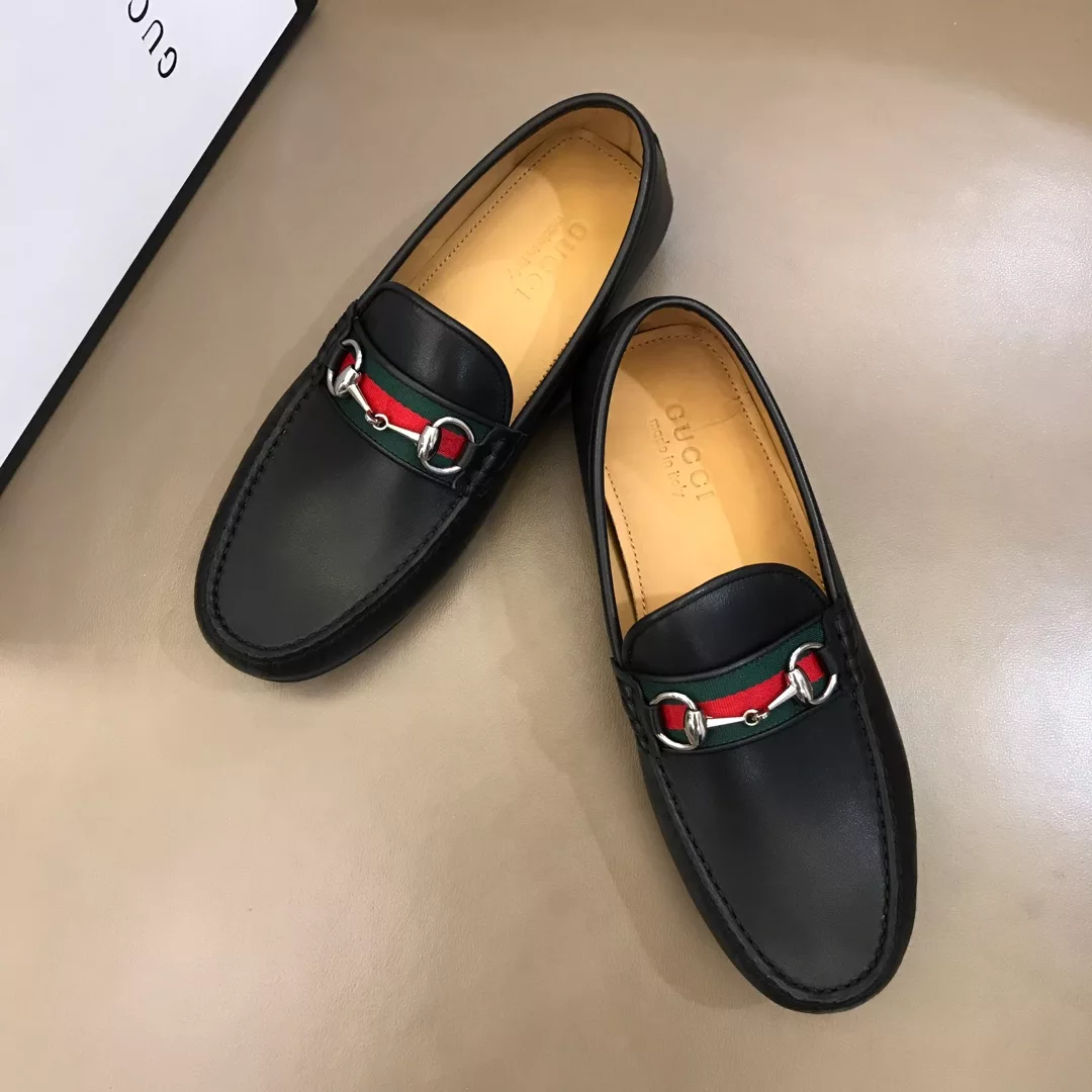 LEATHER DRIVER WITH WEB – GL119