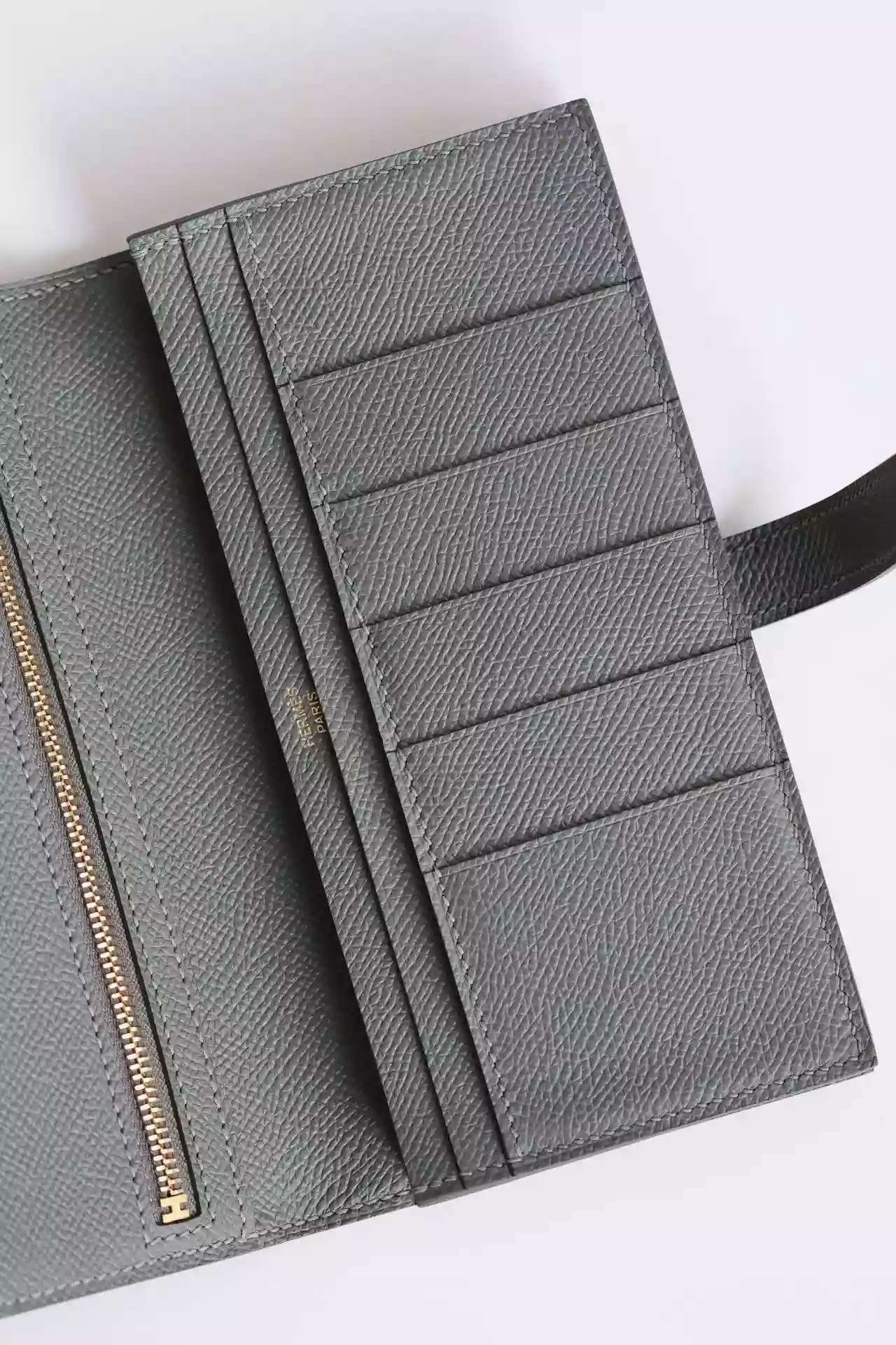 Hermes Bearn Long Handmade Wallet in Vert Amande Epsom Calfskin – HW141