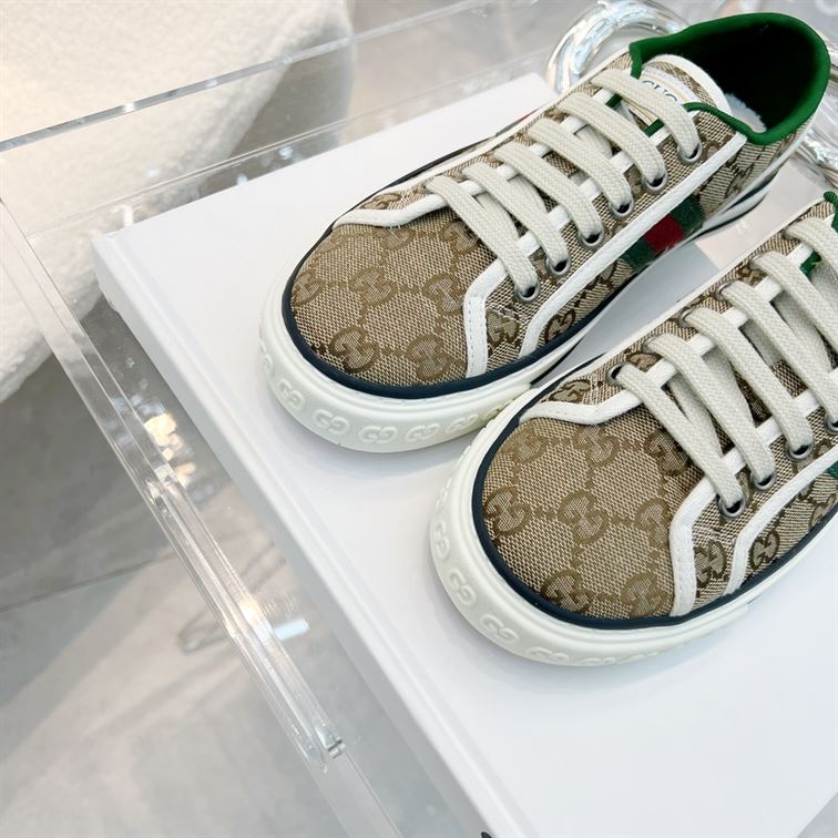 GUCCI TENNIS 1977 SNEAKERS BEIGE – GCC001