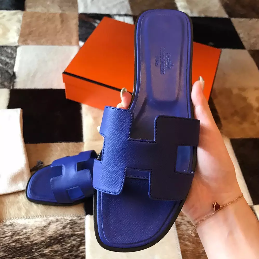 HERMES ORAN SLIDE SANDALS IN BLUE ELECTRIC EPSOM CALFSKIN – HMSD073