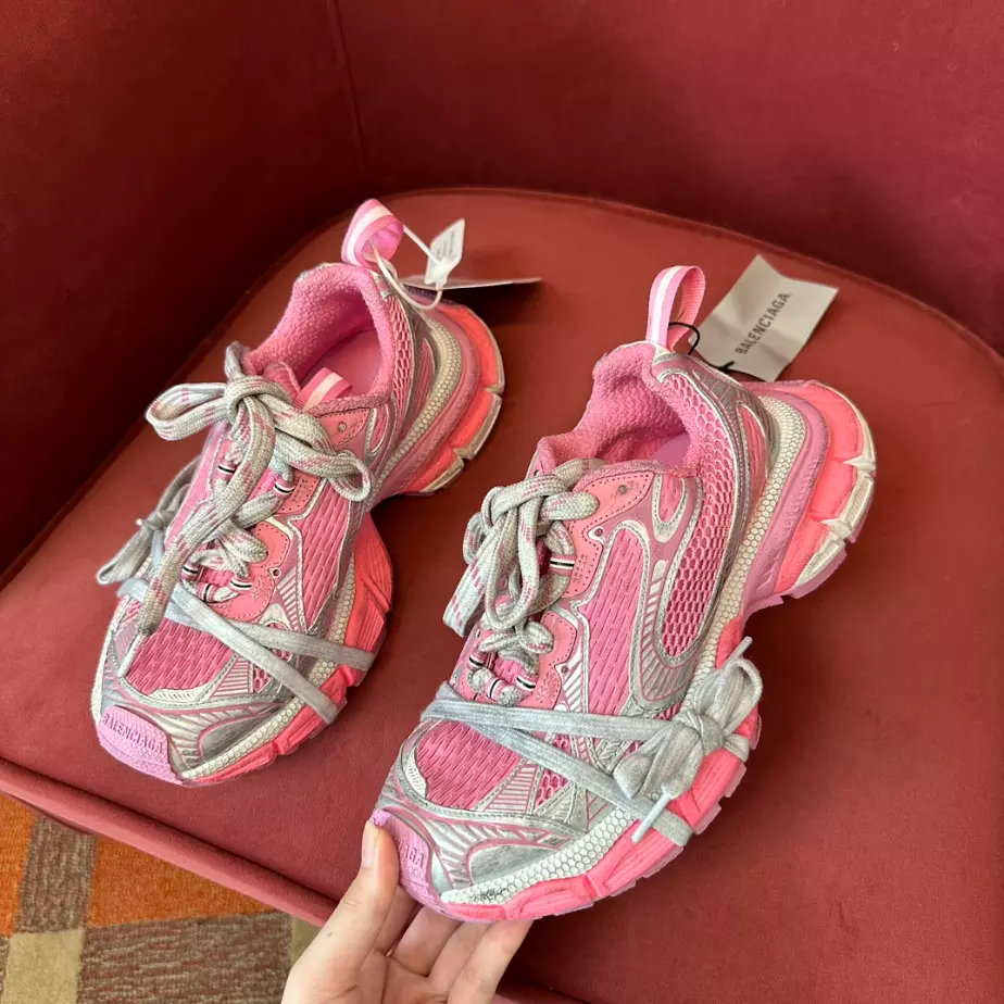 BALENCIAGA WOMEN’S 3XL SNEAKER – BLA0104