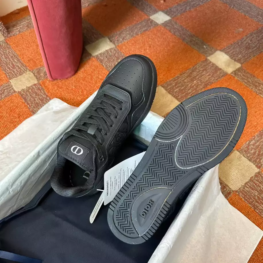 DIOR COUPLE LOW TOP B27 CASUAL SNEAKERS – DO0183