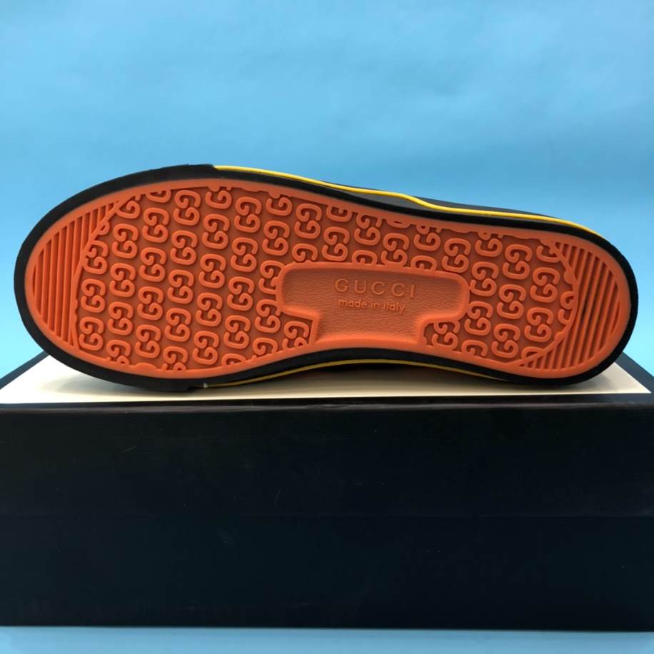 Gucci Off The Grid Orange Sneakers – GCC183