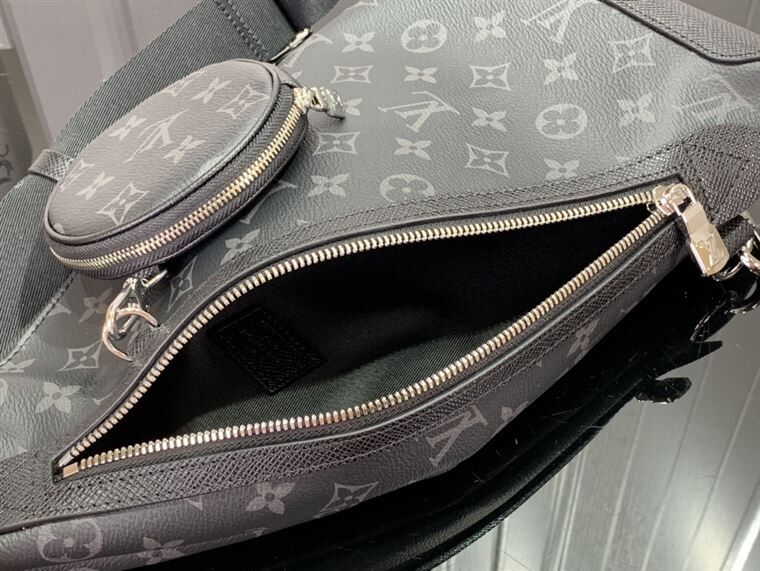 LOUIS VUITTON DUO SLING BAG TAIGARAMA – LVB038