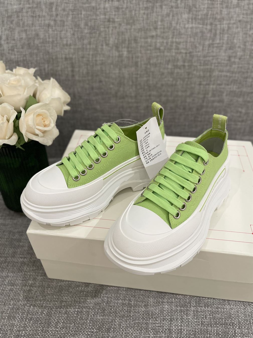 ALEXANDER MCQUEEN TREAD SLICK LOW-TOP SNEAKERS – ALD030