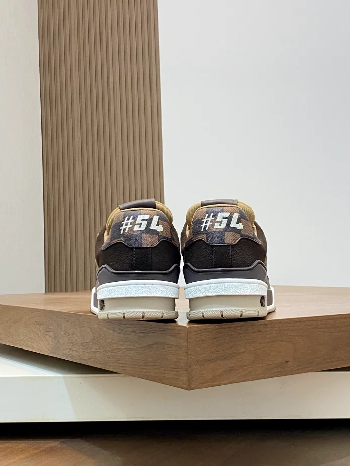 LOUIS VUITTON TRAINER SNEAKER – LVS248