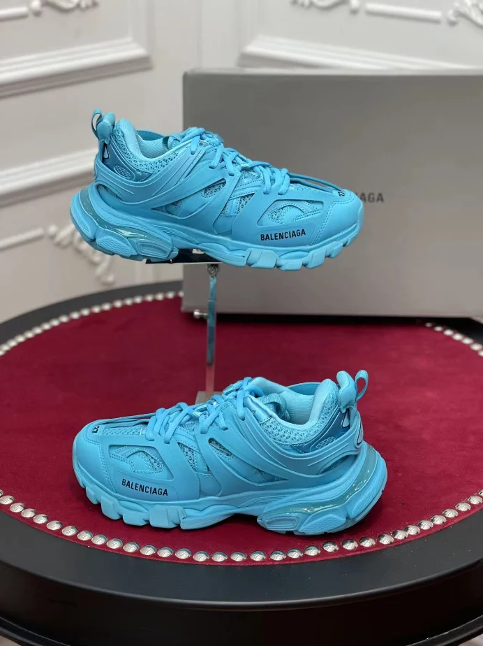 BALENCIAGA TRACK SNEAKER – BLA124