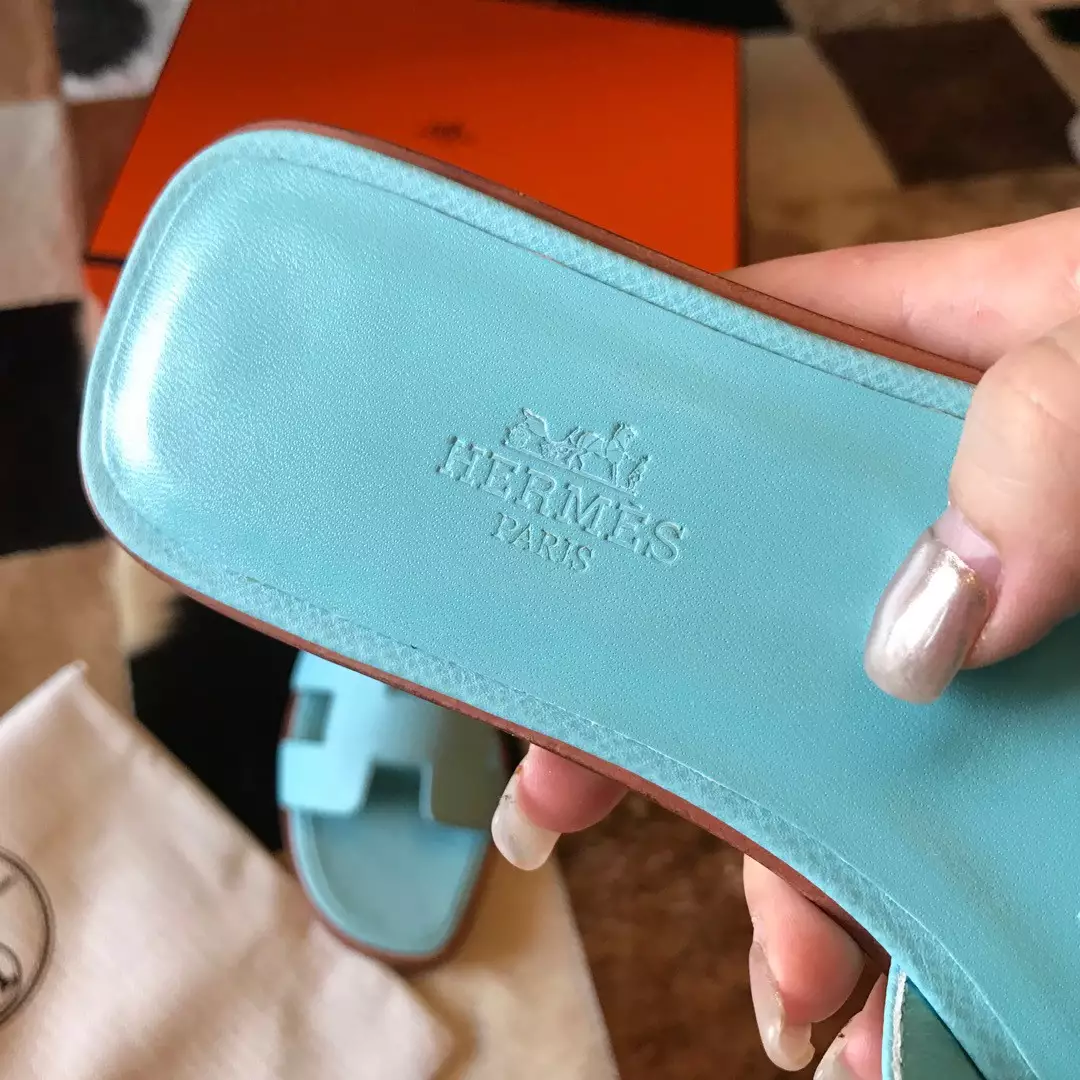 HERMES ORAN SLIDE SANDALS IN BLUE ATOLL EPSOM CALFSKIN – HMSD068