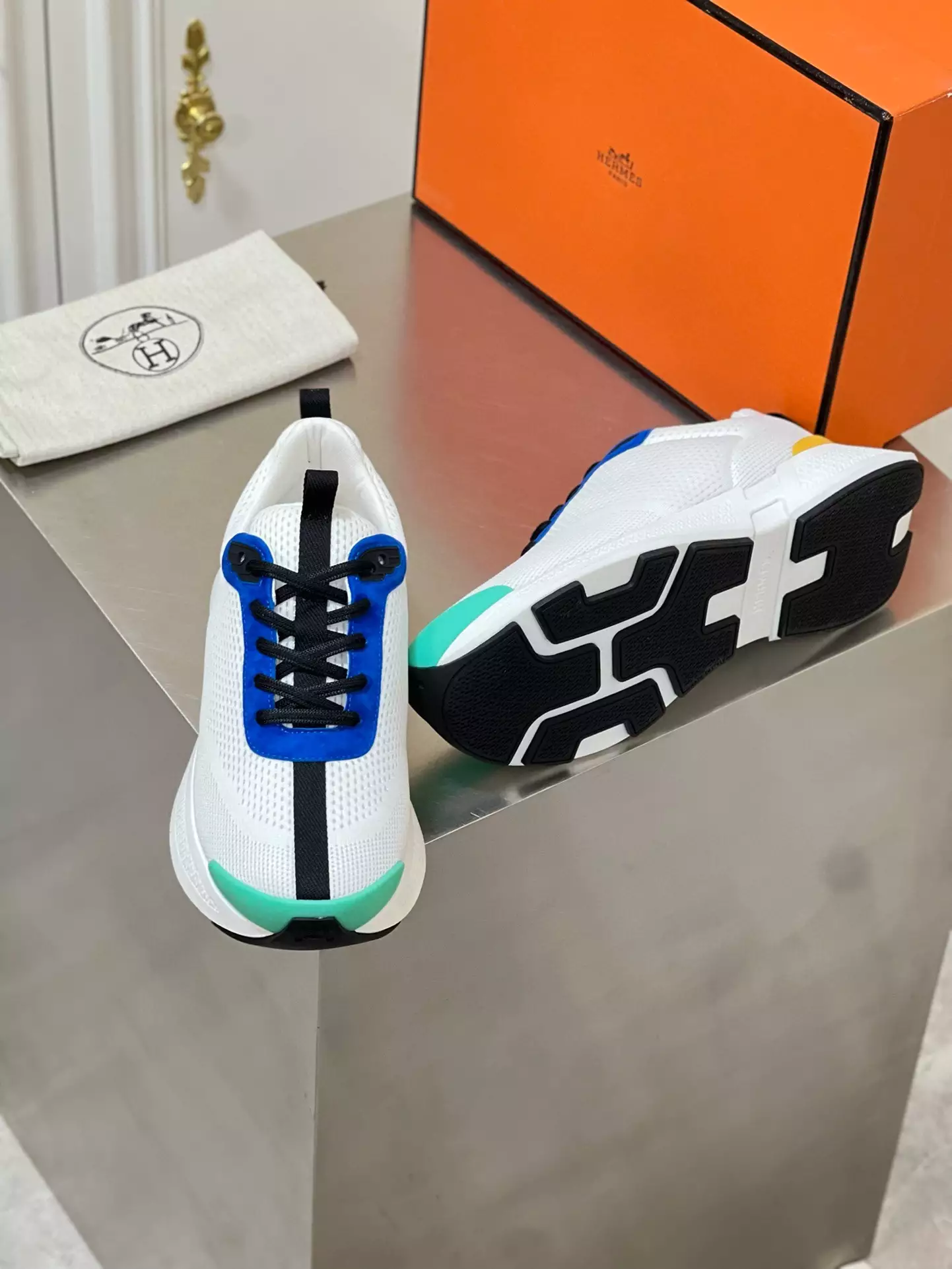 Hermes Heros Sneakers in White Knit and Blue Suede – HM004