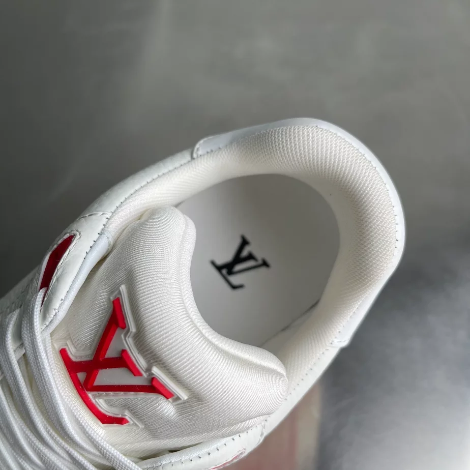 LOUIS VUITTON TRAINER SNEAKER – LVS257