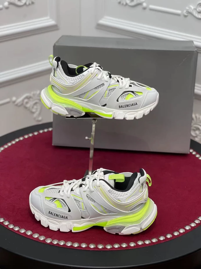 BALENCIAGA TRACK SNEAKER – BLA135