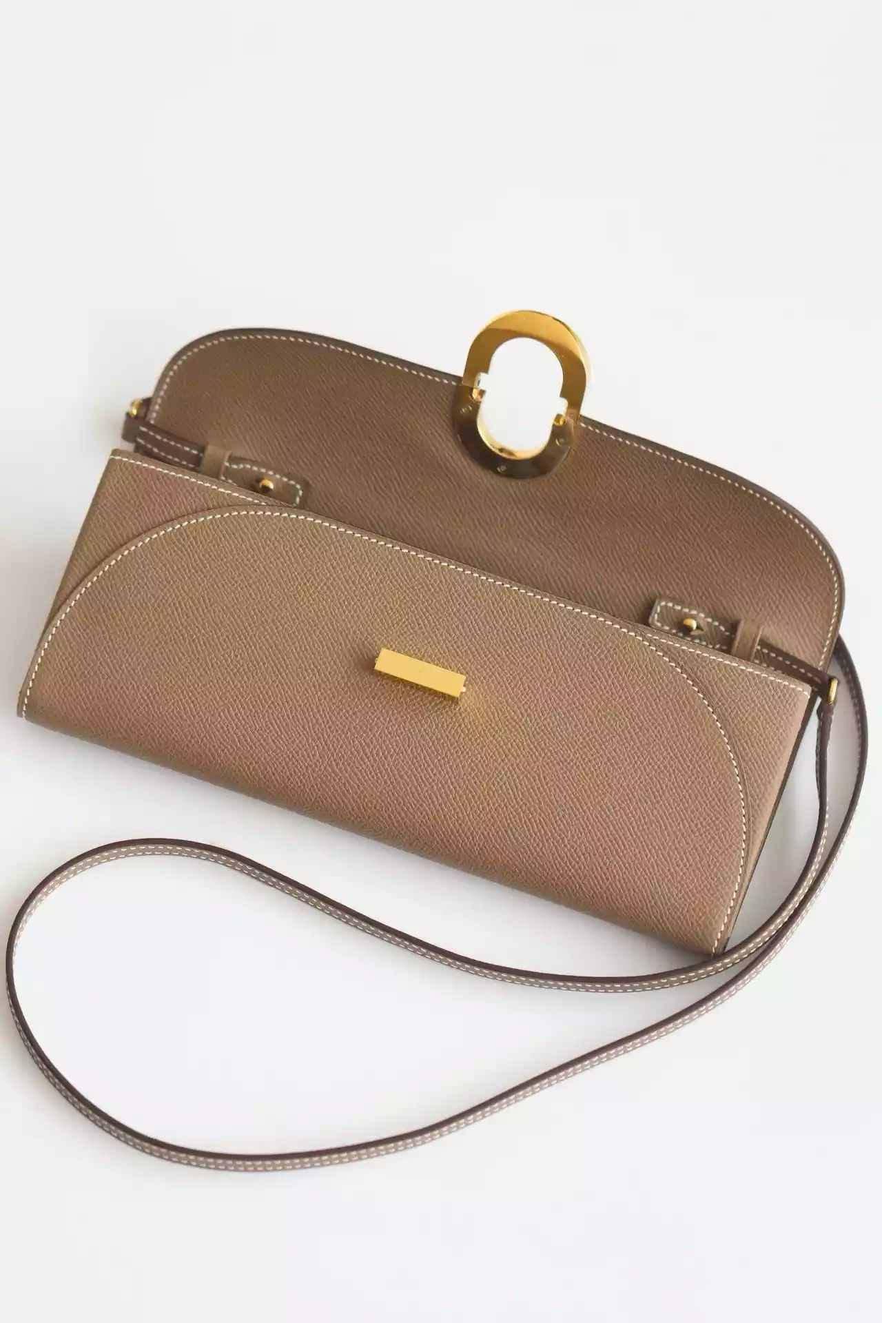 Hermes Maillon To Go Wallet in Taupe Epsom Calfskin – HW176