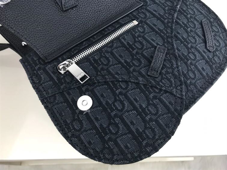 DIOR SADDLE POUCH BLACK OBLIQUE JACQUARD – DIO003