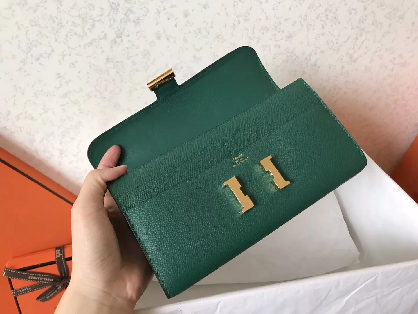 Hermes Constance Long Wallet In Malachite Epsom Leather – HW184