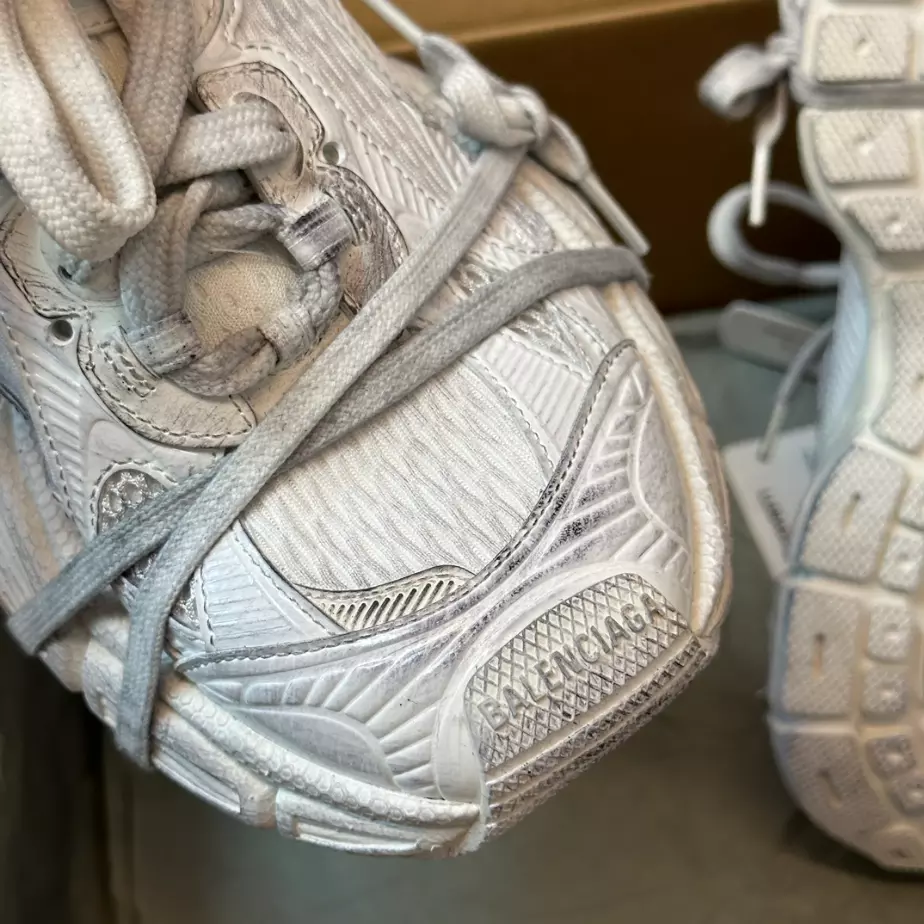 BALENCIAGA MEN’S 3XL SNEAKER – BLA108