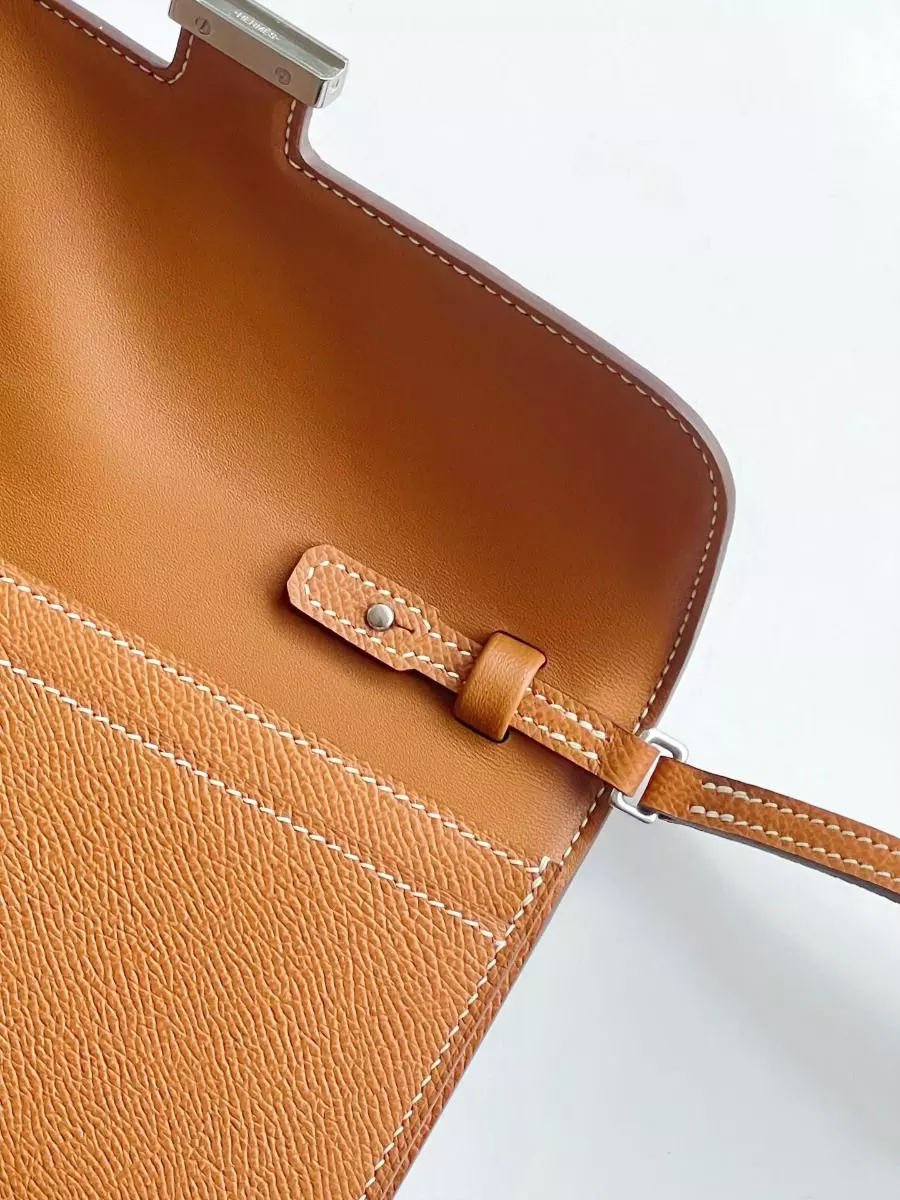 Hermes Constance To Go Wallet in Gold Epsom Calfskin – HW181