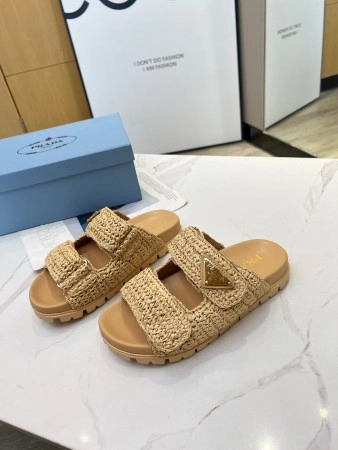 PRADA WOMEN’S CROCHET SANDALS IN NATURAL RAFFIA – PSD026