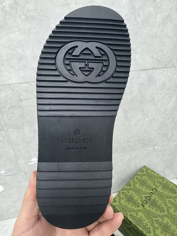 GUCCI SANDAL – GSL042