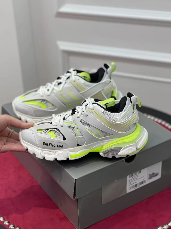 BALENCIAGA TRACK SNEAKER – BLA135