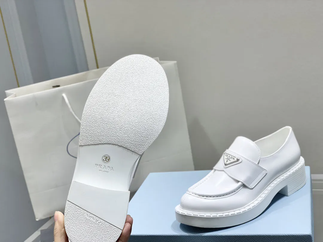 Prada Women’s Loafers In White Brushed Leather – PRL003